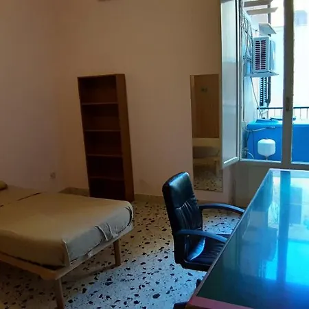 Apartment Stanza Privata In Appartamento Per Smart Working, Digital Nomads O Coliving